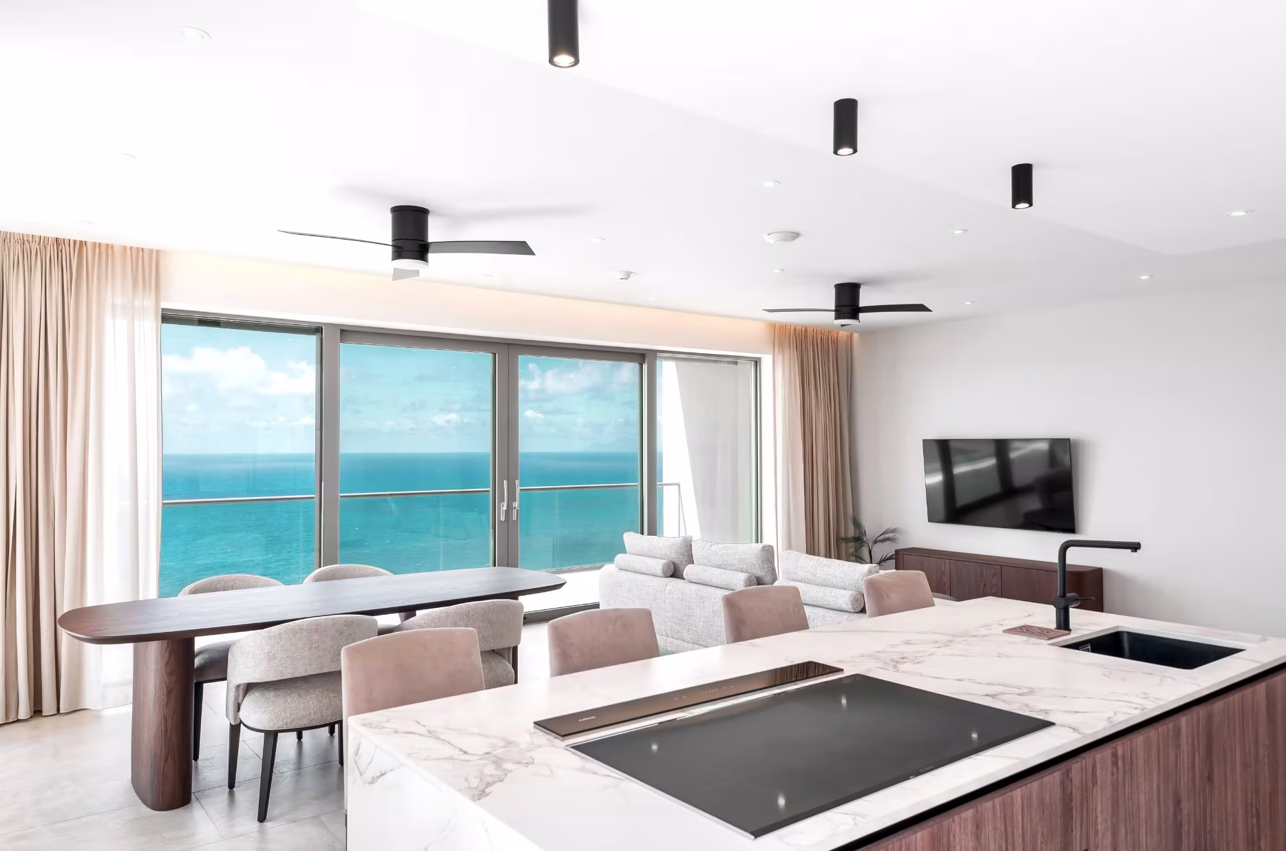 One-Bedroom Deluxe Ocean View at Panorama Residences.